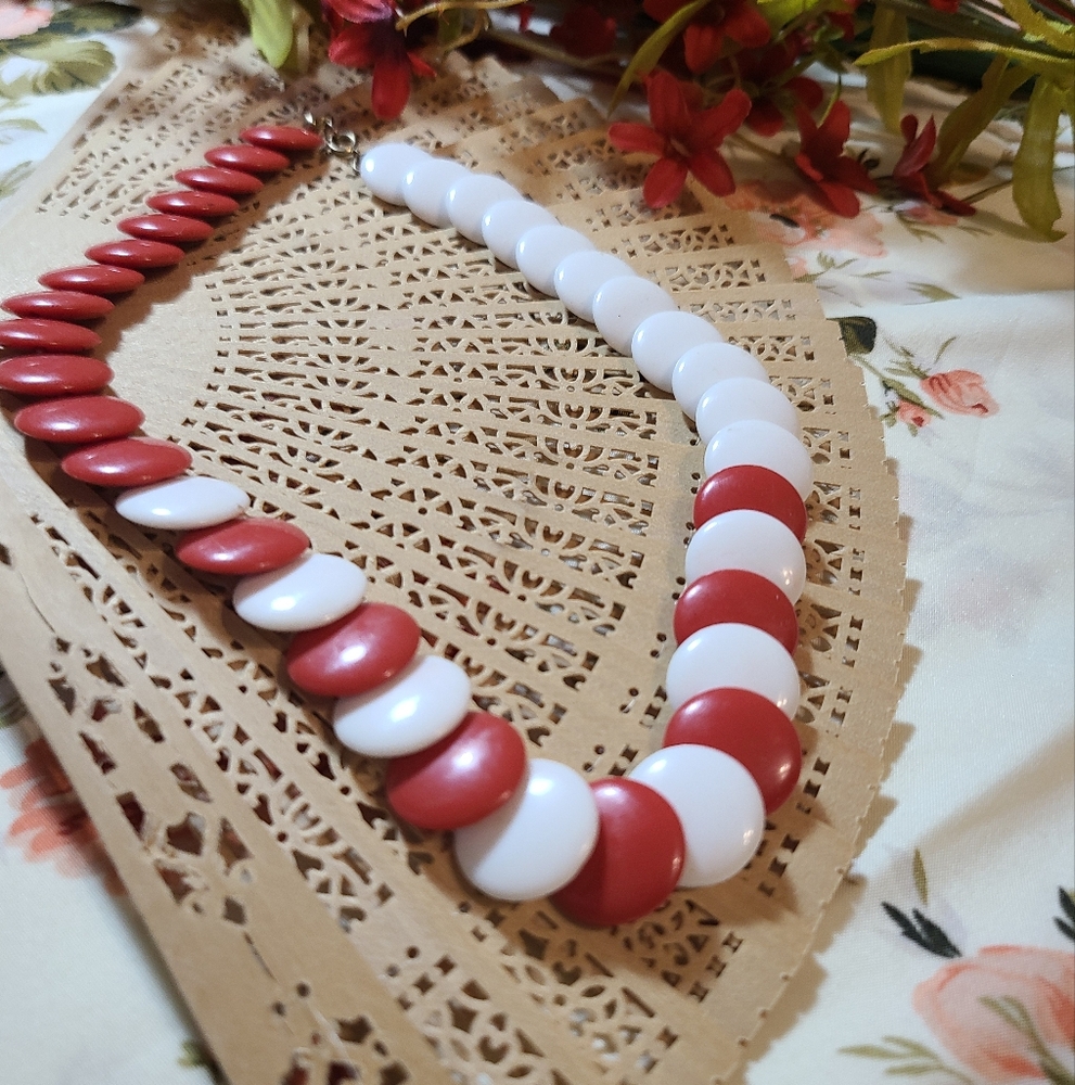 Ladies Nexklace for sale
